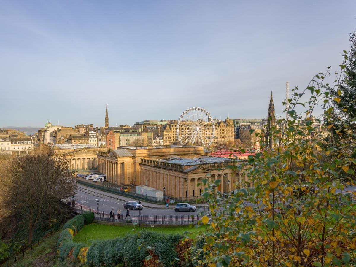 Pass The Keys Historic Ramsay Garden Apt With Balcony Views Edinburgh Exterior photo