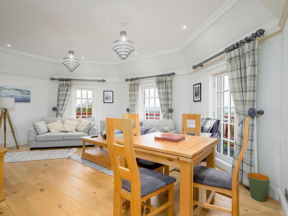 Pass The Keys Historic Ramsay Garden Apt With Balcony Views Edinburgh Exterior photo